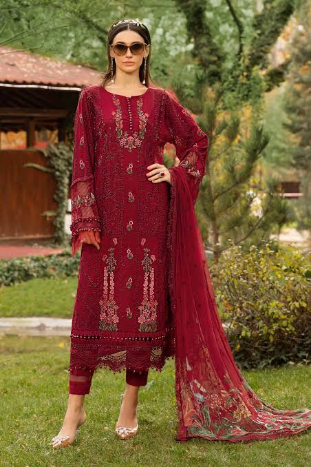 MARIA B LAWN 2023