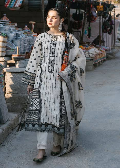 QALAMKAR